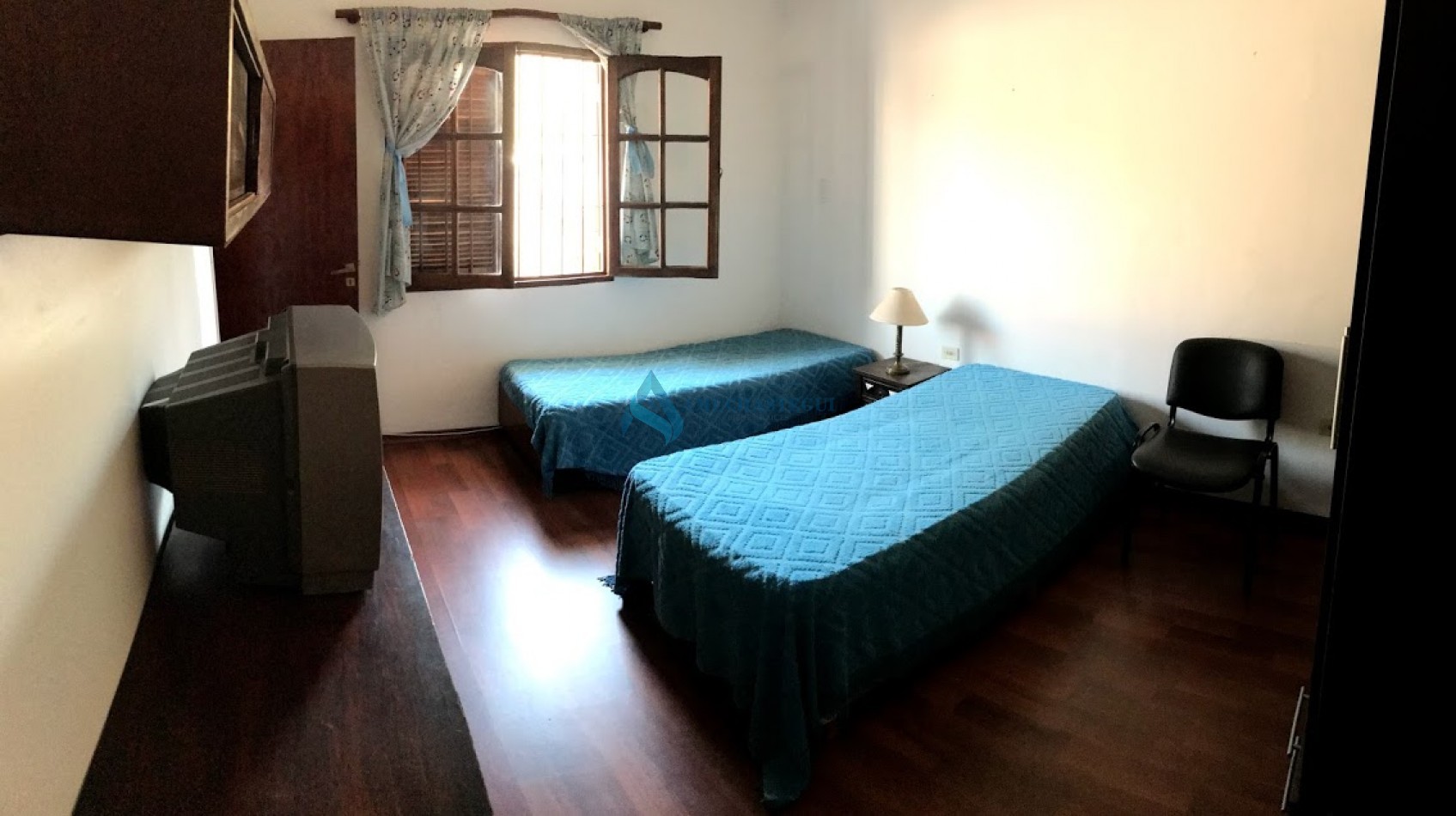 VENTA CASA ZONA VILLA WARCALDE 4 DORM CON PILETA