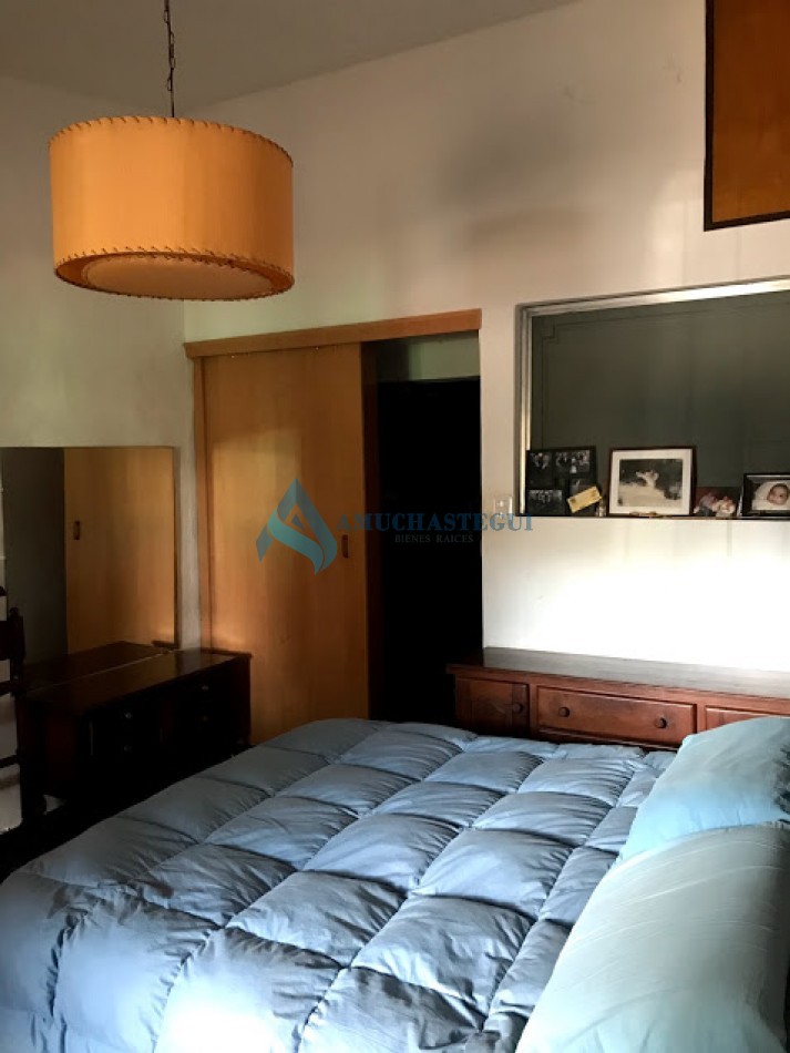 VENTA CASA ZONA VILLA WARCALDE 4 DORM CON PILETA