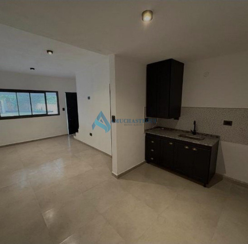 Duplex en Complejo "La Aurora"