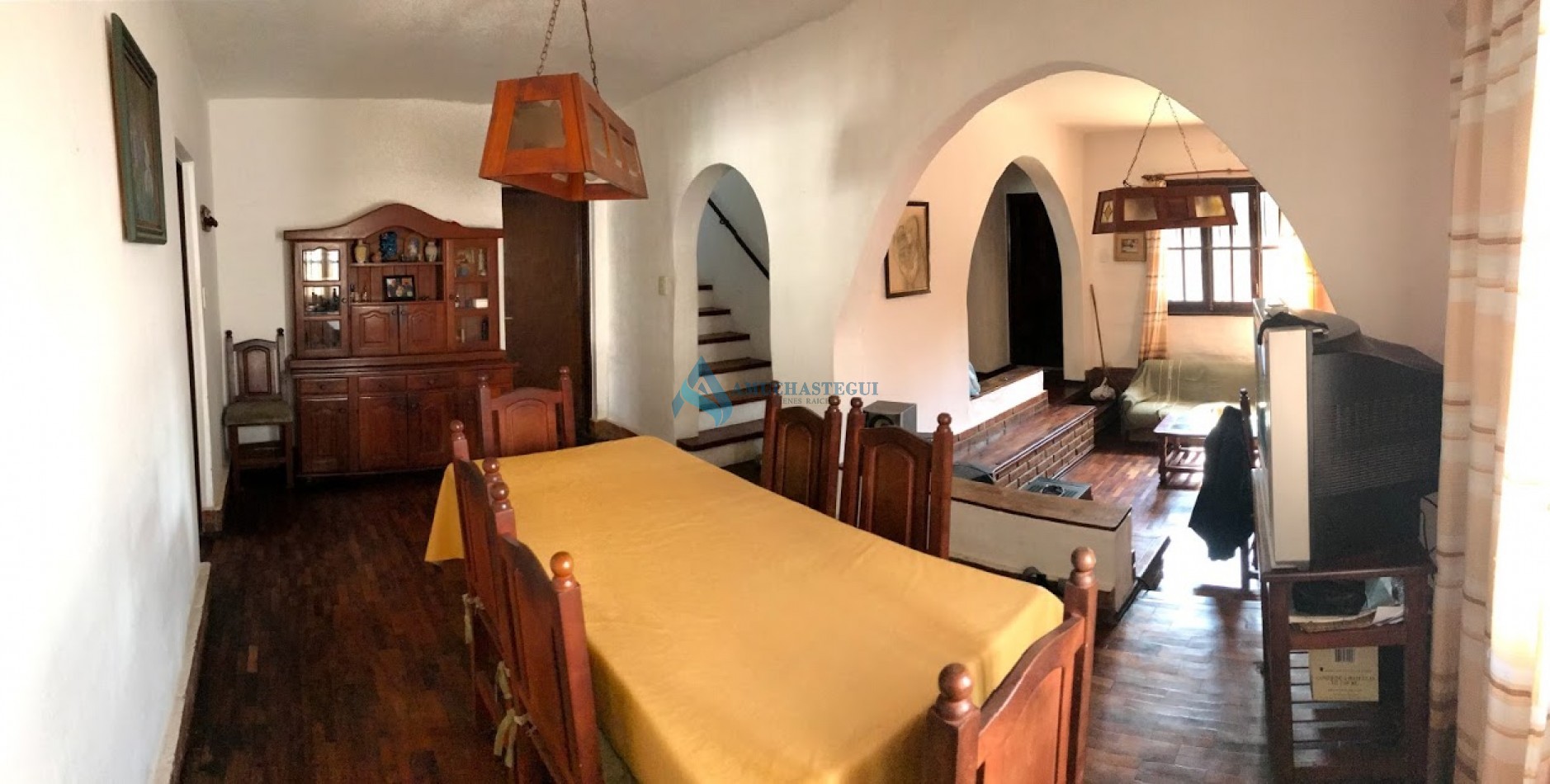 VENTA CASA ZONA VILLA WARCALDE 4 DORM CON PILETA